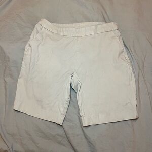 Time and Tru Women's Cream Shorts